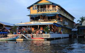 Las Olas Hotel