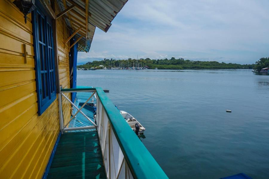 Las Olas Hotel Bocas del Toro Extérieur photo